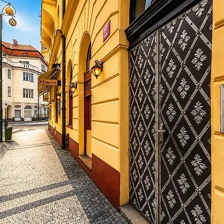 Charming Near Charles Bridge *